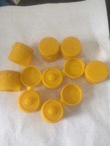 Nắp nhựa các loại - Chai Nhựa Kim Trân Phát - Công Ty TNHH Sản Xuất Thương Mại Dịch Vụ Kim Trân Phát